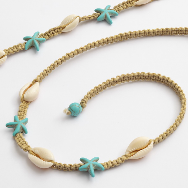 Kids' shell necklace